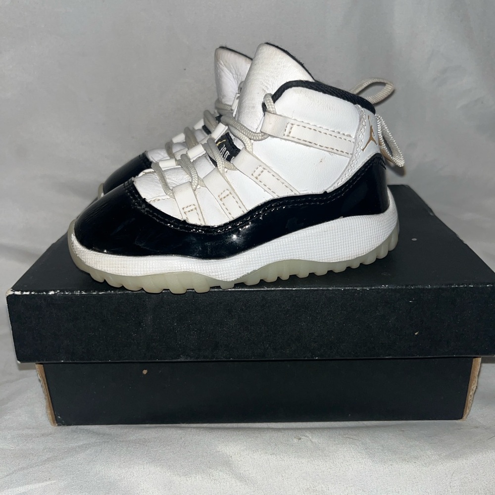 Jordan (TD) Air 11 Retro 'Defining Moment DMP Gratitude' Baby/Toddler 
 Size 6
